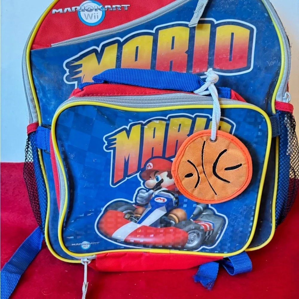 Super mario bros 17” Backpack Color:blue